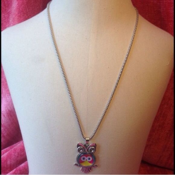 (E1) Owl Necklace - Picture 2 of 4